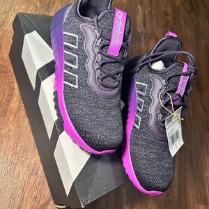 Adidas Kaptir Flow 2.0 Kids Sneakers Black & Purple Size 6Y (Women 7.5)